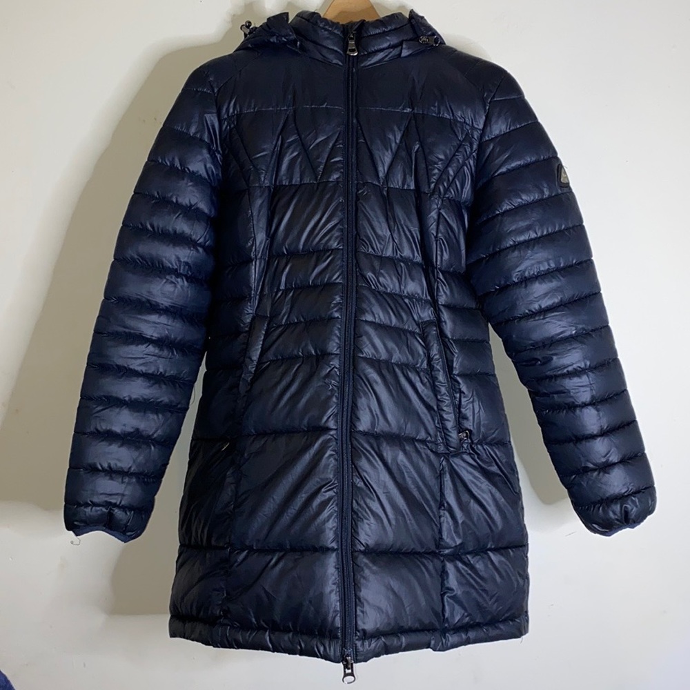 Long SPIRE waterproof bubble jacket🖤